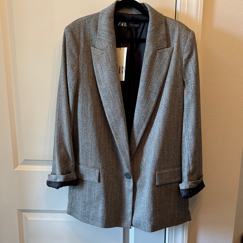 Zara Gray Textured Single-Button Blazer
